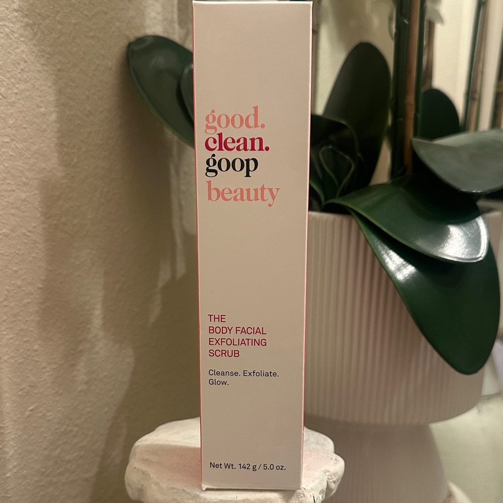 Body Facial Exfoliating Scrub NEW
